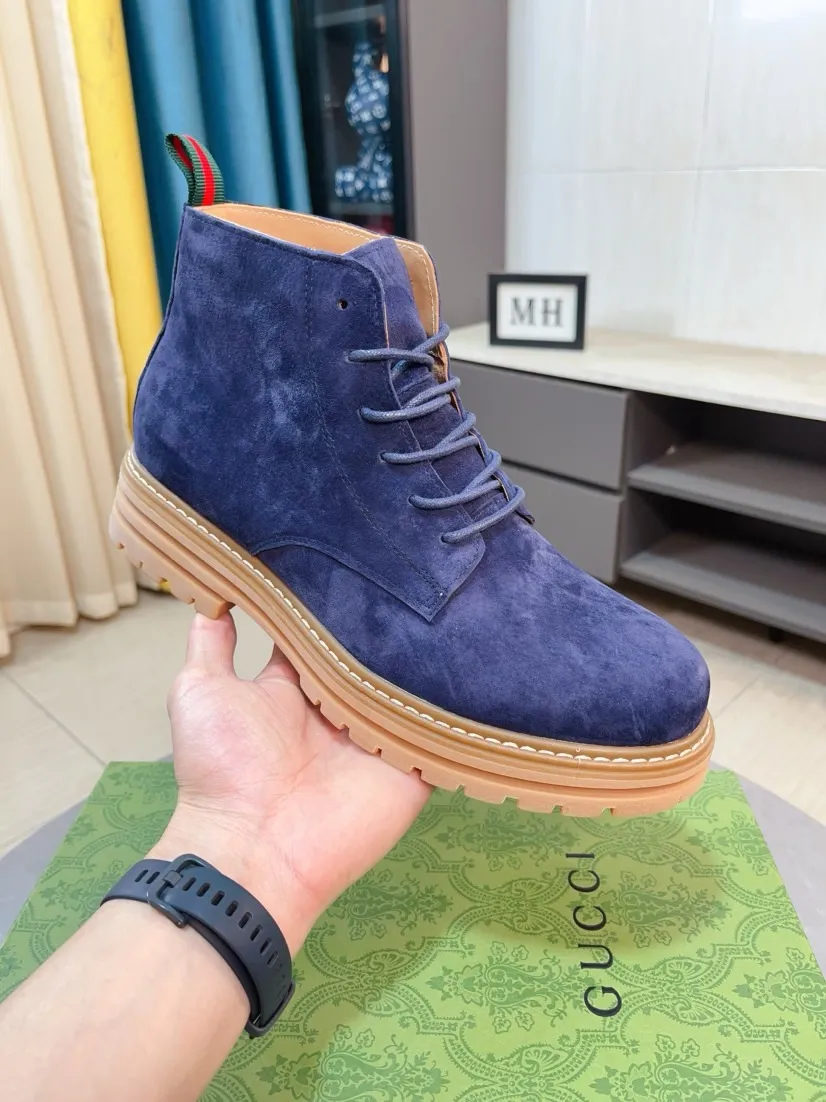 Men's shoes 💰540🌸🌸 (GUCCI) [cow lining plus velvet optional] [can be made without standard] New product Martin boots imported from Canada with full top layer high mercerized frosted fabric, punched using 3D digital technology, high-end and classy, ​​versatile to wear, full of three-dimensionality, close pictures will make you obsessed with the leather. You can't extricate yourself ~ the best on the market.          Fabric: Cowhide/Embossed Lining: Cowhide.          Please make a note when placing an order, sizes: 38-44 (37, 45, 46 can be customized and cannot be returned or exchanged) 5 colors available; black, gray, khaki, coffee, and earthy yellow